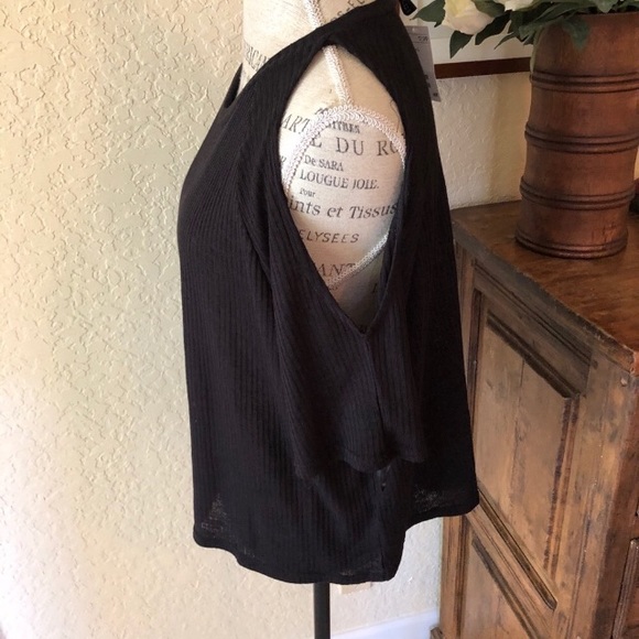 H&M Top - Picture 4 of 4